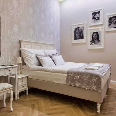 Serenity Boutique Budapesta Exterior foto
